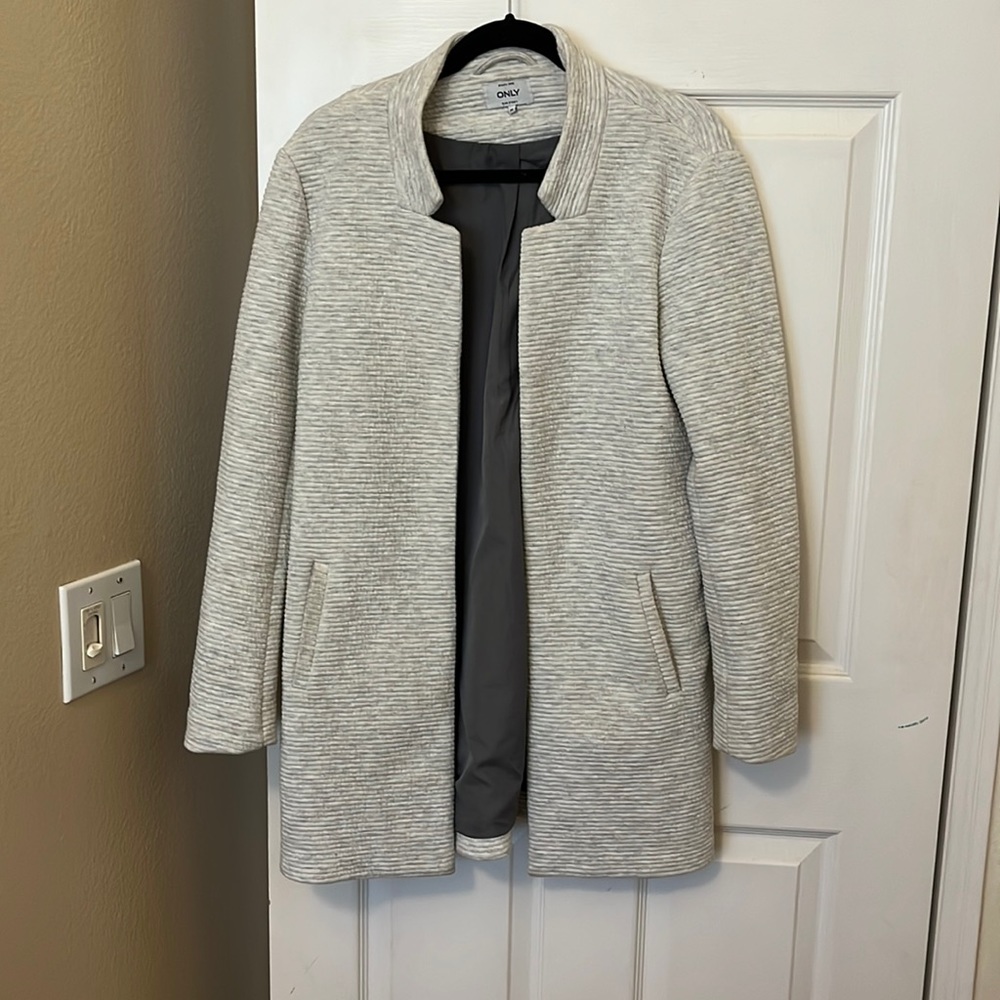 ONLY Gray Coat – Knee-Length